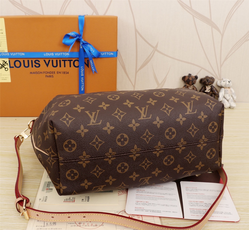 LV bag LV TURENNE M48814 Louis Vuitton 40 X 26 X 14 CM — 1:1 Replica — photo 8