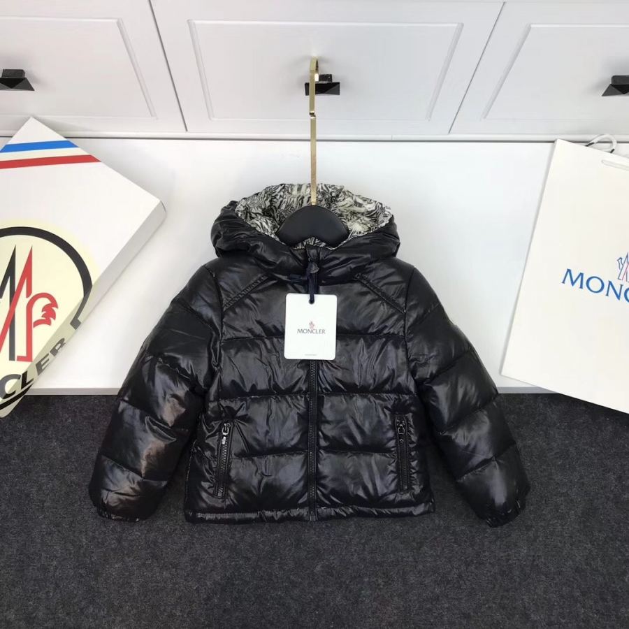 2020 autumn and winter hot style MC double-sided children's down jacket. Exclusive real shot. Ready — 1:1 Replica For Sale — photo 3
