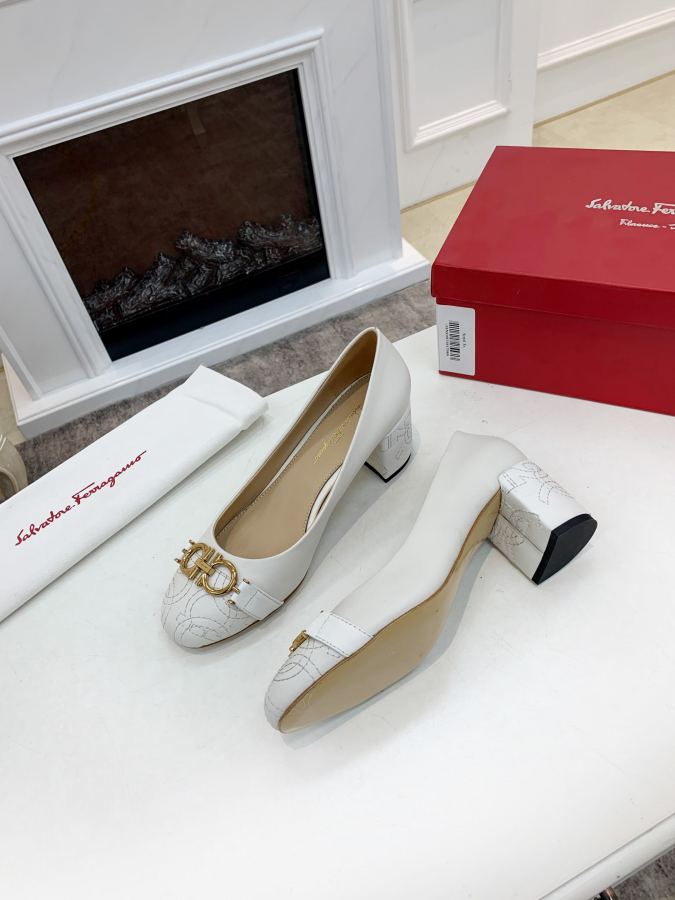 Ferragamo women's shoes Salvatore Ferragamo / 5.5 35-39(40 280 — Premium Replica — photo 7