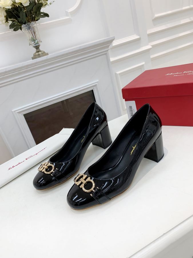 Ferragamo women's shoes Salvatore Ferragamo | 5 35-39 40 280 — AAA Quality Replica — photo 6