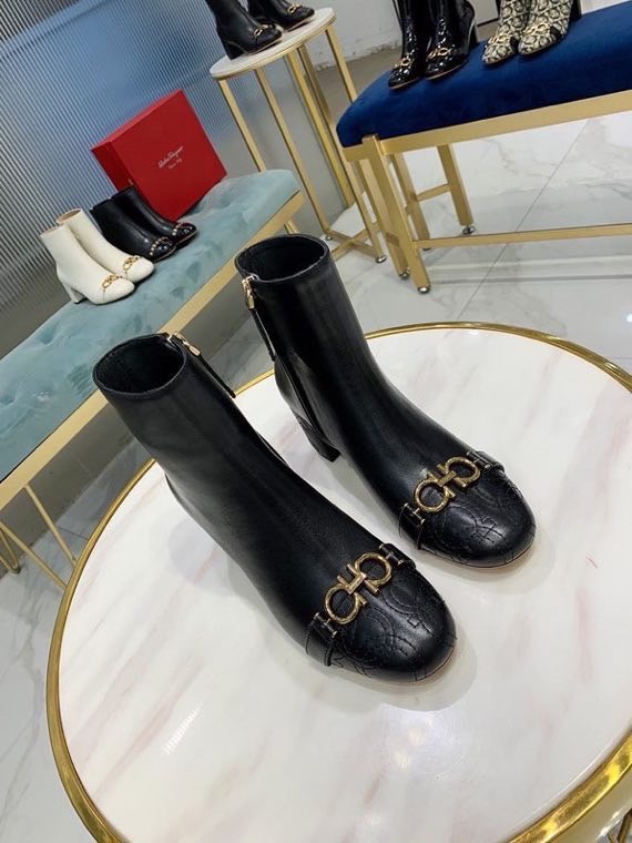 Ferragamo women's shoes alvatore ferragamo Gancini — AAA Quality Replica — photo 7