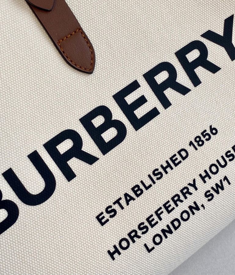 Burberry bag The original canvas density multi-strand thread is water-repellent, directly helping — 1:1 Replica For Sale — photo 5