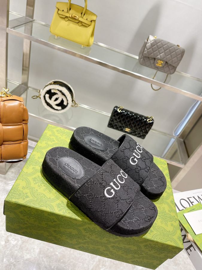 Gucci women's shoes 2022 spring and summer sandals — Premium Replica — photo 3
