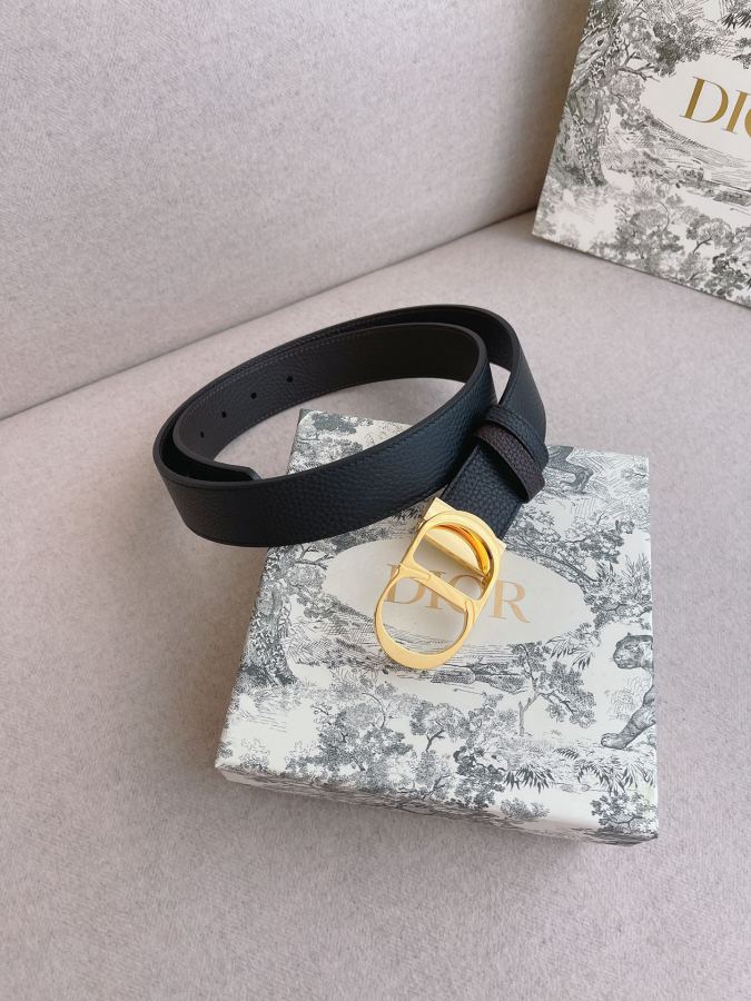 Dior belt men's casual belt series. The simple metal "CD" logo expresses fashionable style; it is — AAA Quality Replica — photo 5