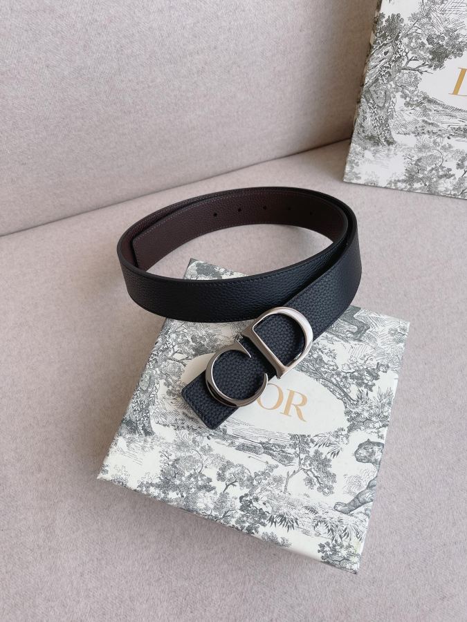 Dior belt men's casual belt series. The simple metal "CD" logo expresses fashionable style; it is — AAA Quality Replica — photo 5