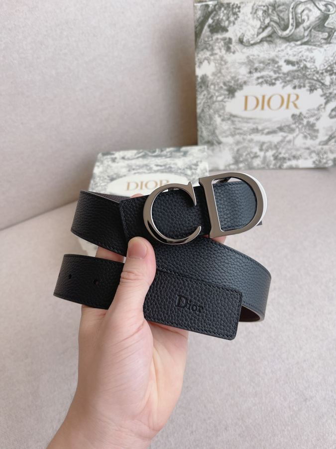 Dior belt men's casual belt series. The simple metal "CD" logo expresses fashionable style; it is — AAA Quality Replica — photo 2