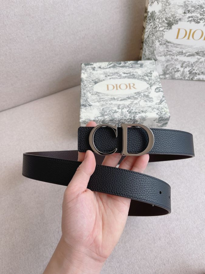 Dior belt men's casual belt series. The simple metal "CD" logo expresses fashionable style; it is — AAA Quality Replica