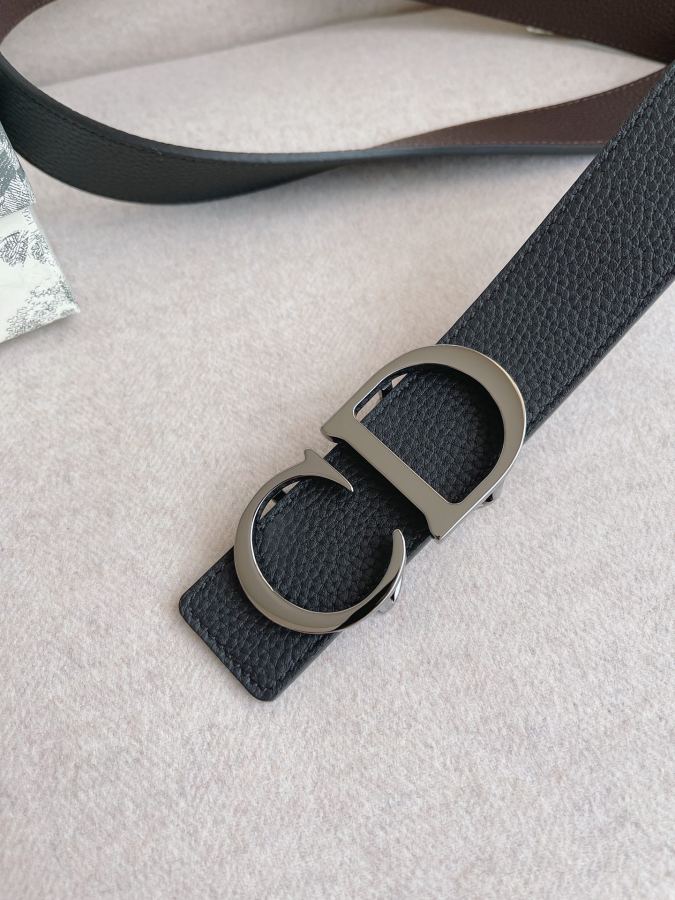 Dior belt men's casual belt series. The simple metal "CD" logo expresses fashionable style; it is — AAA Quality Replica — photo 4