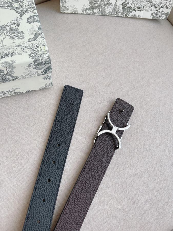 Dior belt men's casual belt series. The simple metal "CD" logo expresses fashionable style; it is — AAA Quality Replica — photo 8