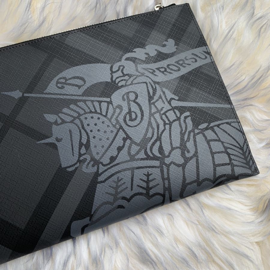 Hand bag Bjia pure original men's latest plaid equestrian knight pattern handbag, imported grained — 1:1 Replica — photo 4