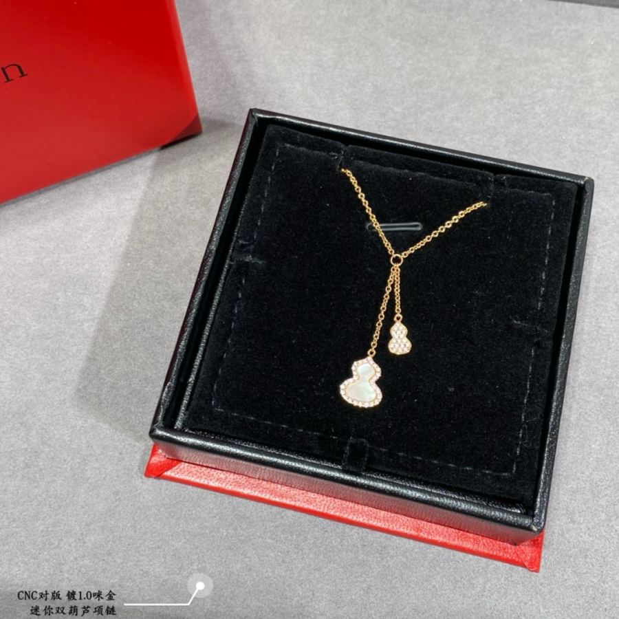Qeelin Jewelry Kirin Mini Double Gourd Necklace 5110210, gold plated, high carbon diamond — AAA Quality Replica — photo 5