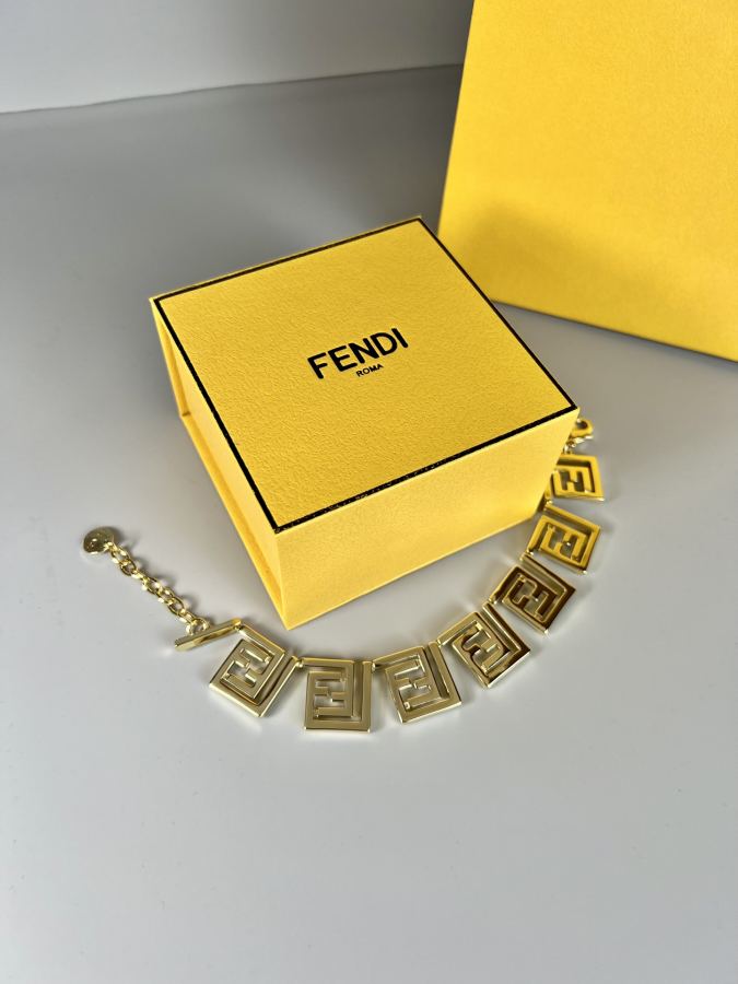 Versace Jewelry YHSL065 Fendi Versace Series Fendi — 1:1 Replica For Sale — photo 3