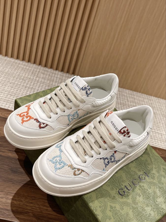 Gucci women's shoes +10 𝐆𝐮𝐜𝐜𝐢 𝐂𝐡𝐮𝐧𝐤𝐲 replica ip Size 35-40 39-45 — photo 4