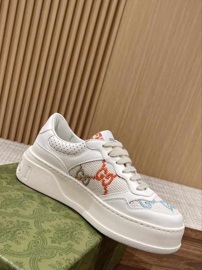 Gucci women's shoes +10 𝐆𝐮𝐜𝐜𝐢 𝐂𝐡𝐮𝐧𝐤𝐲 replica ip Size 35-40 39-45 — photo 3