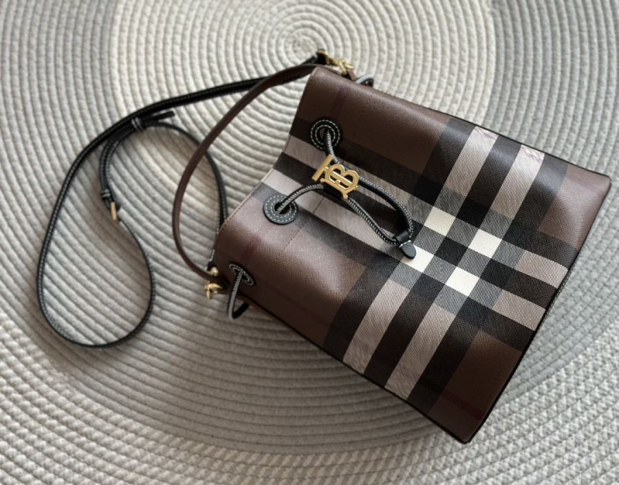 Bolso Burberry Viene con correa larga para el hombro, se puede usar con cualquier estilo — photo 2