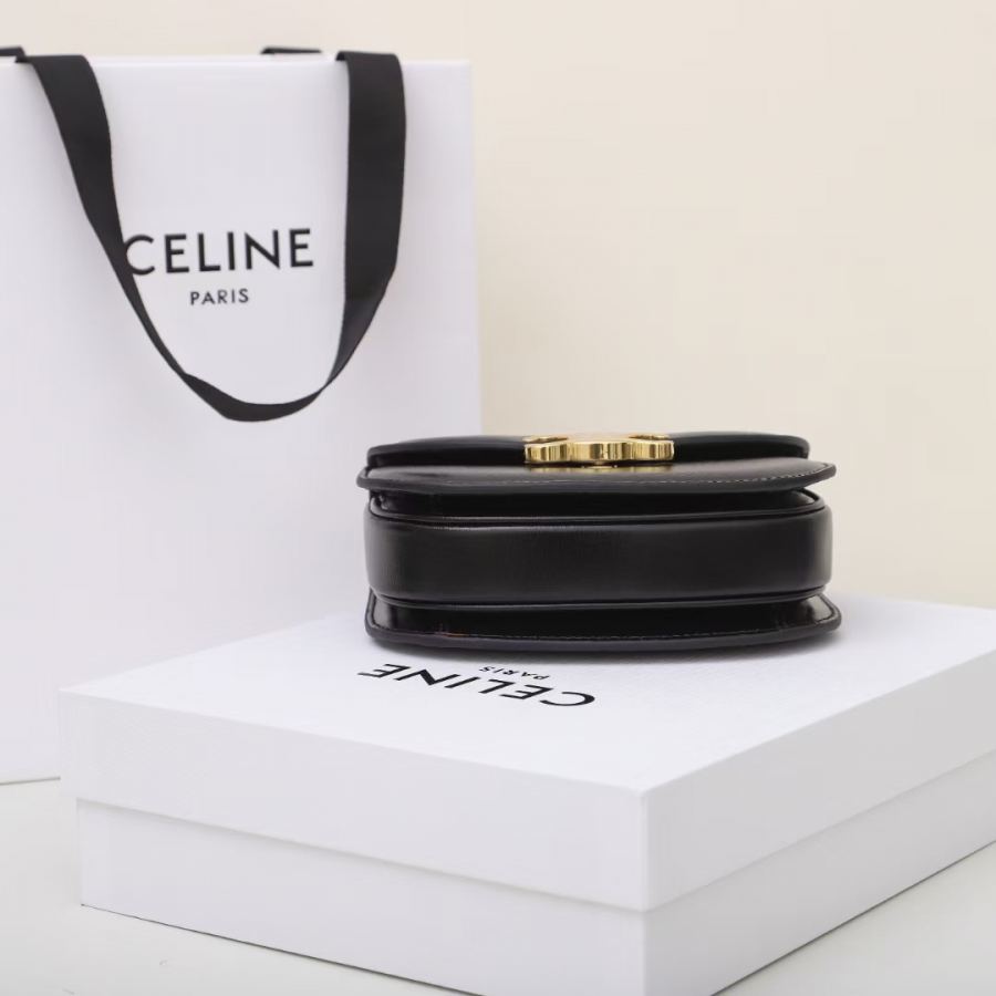 Celine bag New 10 L063 15.5x11.5x5cm New Besace Triomphe — 1:1 Replica — photo 6
