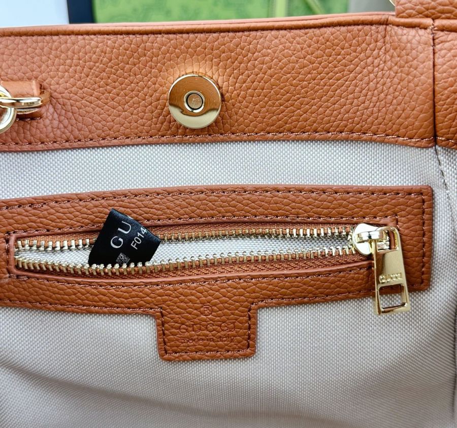 Gucci bag GUCCI SOHO 】 326754 / 21 X 20 X 11 030200 — AAA Quality Replica — photo 9