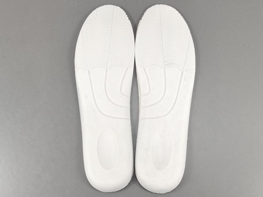 Scarpe Alexander Mc Queen P Channel Advantage disponibili all'ingrosso — photo 8