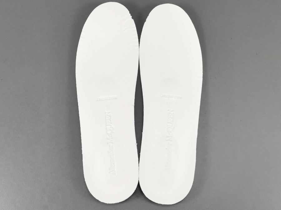 Scarpe Alexander Mc Queen P Channel Advantage disponibili all'ingrosso — photo 7