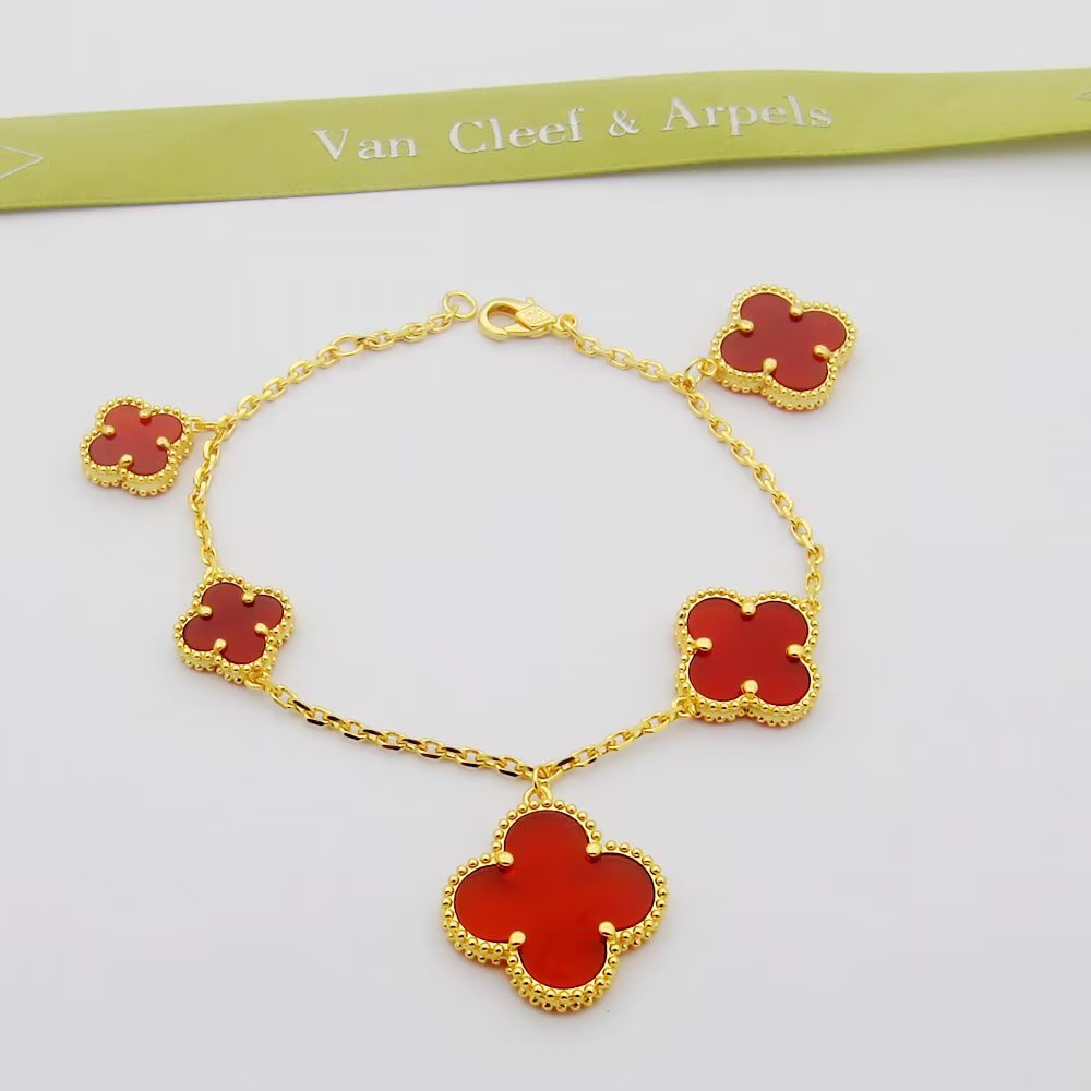 Van Cleef & Arpels Gioielli Van Cleef & Arpels® vca 360° 235256948 — photo 8