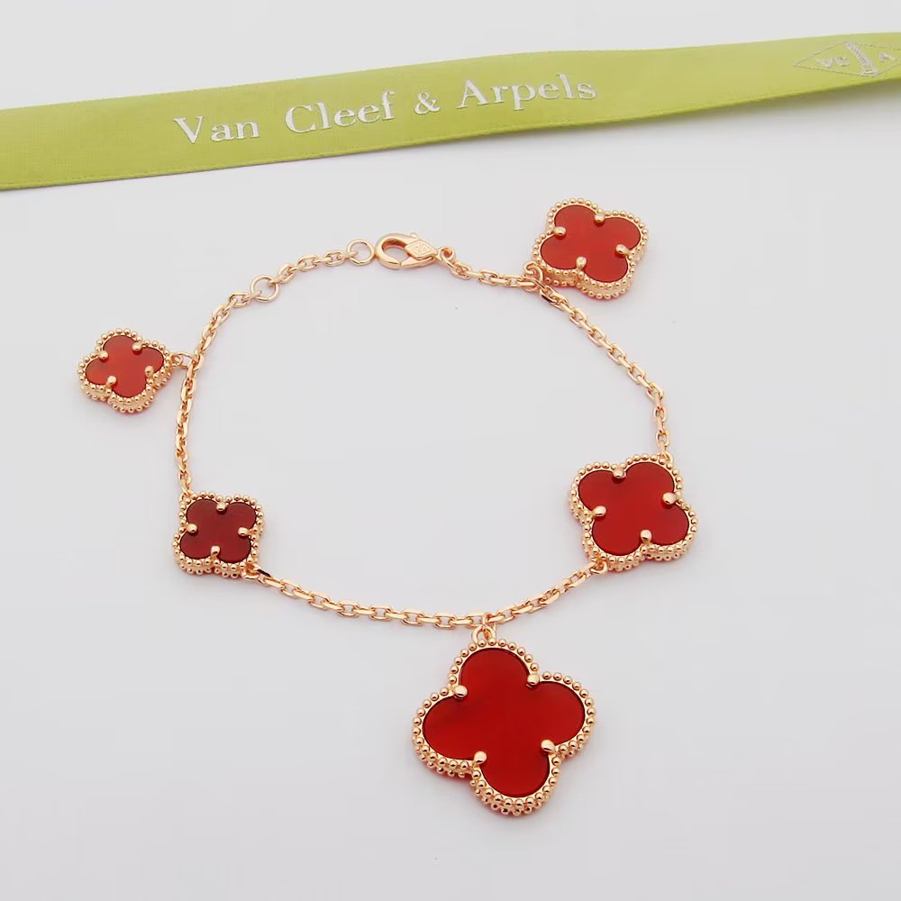 Van Cleef & Arpels Gioielli Van Cleef & Arpels® vca 360° 235256948 — photo 6