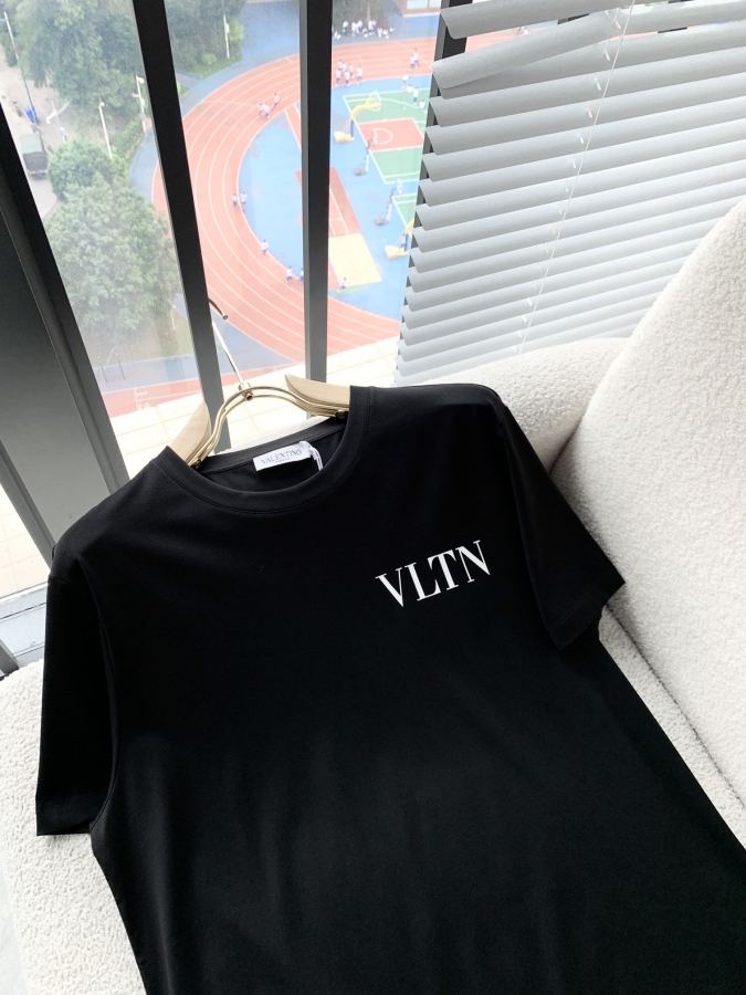 Valentino hombre VALENTINO logo T Novedad 280 — photo 6