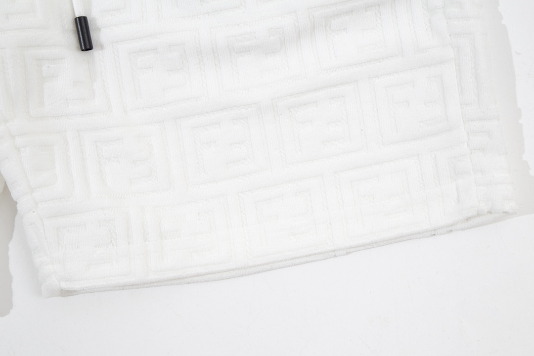 Fendi men Fendi 2025 F logo — 1:1 Replica — photo 7