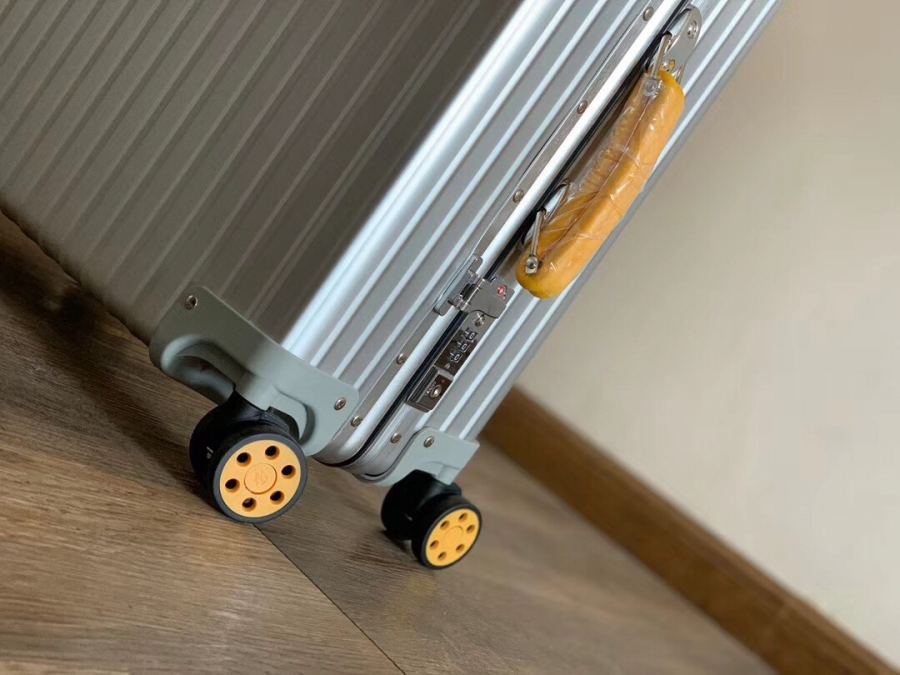 suitcase Colorful handles Carry-on suitcase Business suitcase Trolley suitcase Check-in suitcase — Premium Replica — photo 4