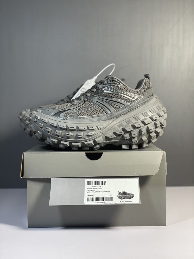 balenciaga schoen P Kanaalvoordeel Groothandel beschikbaar — photo 9