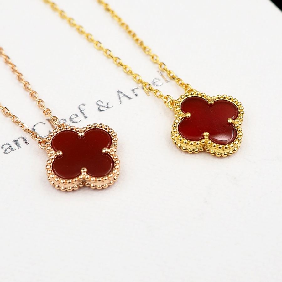 Van Cleef & Arpels Jewelry Van Cleef & Arpels Vintage Alhambra® Series 1968 Alhambra — Premium Replica — photo 8