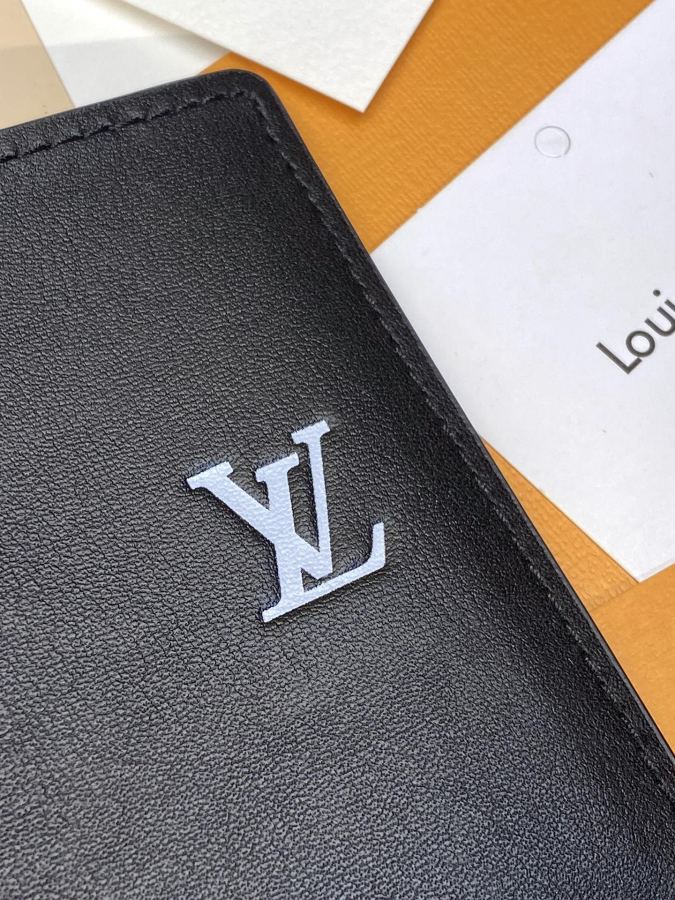 Short wallet M61695 2024 MUL TIPLE Louis Vuitton HHI Series 12 | 9cm — AAA Quality Replica — photo 8