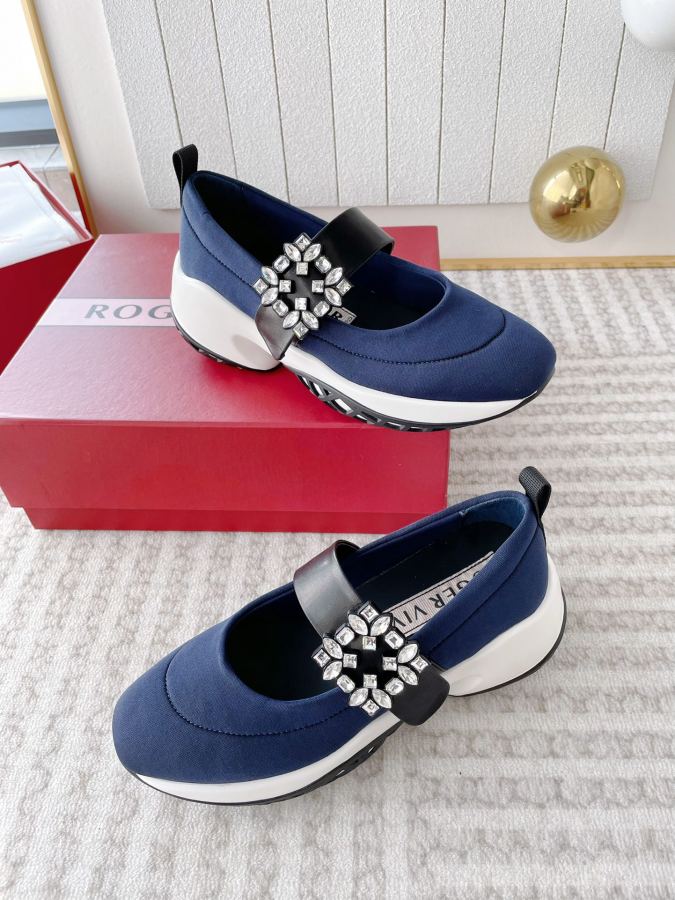 RV women's shoes 𝐑𝐨𝐠𝐞𝐫 𝐕𝐢𝐯𝐢* 2024 New RV Viv' Run replica — photo 5