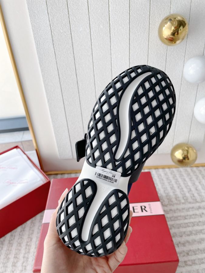 RV women's shoes 𝐑𝐨𝐠𝐞𝐫 𝐕𝐢𝐯𝐢* 2024 New RV Viv' Run replica — photo 9