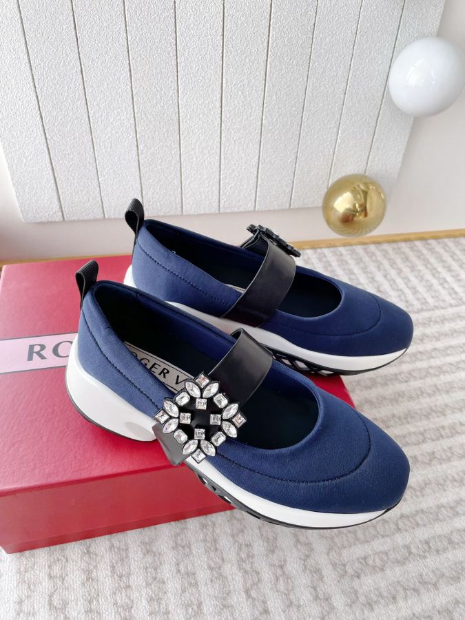 RV women's shoes 𝐑𝐨𝐠𝐞𝐫 𝐕𝐢𝐯𝐢* 2024 New RV Viv' Run replica — photo 2