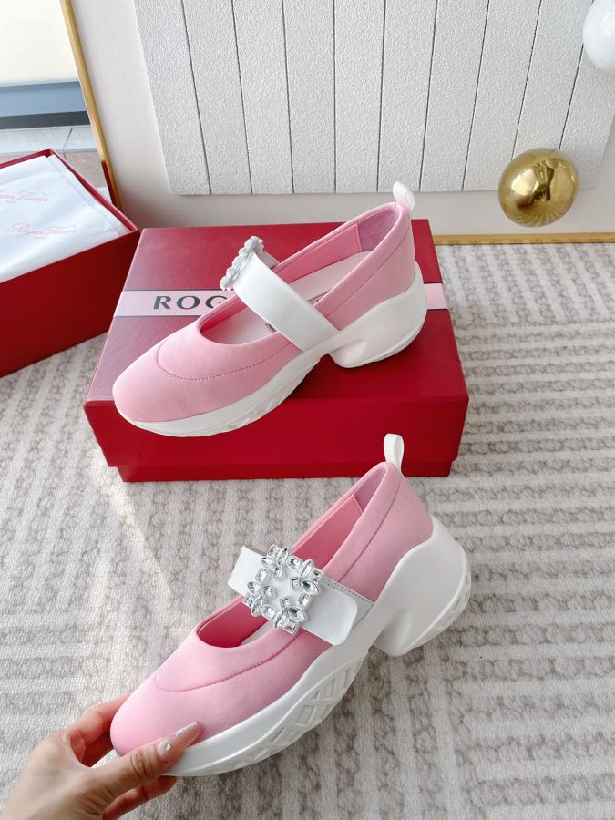 RV women's shoes 𝐑𝐨𝐠𝐞𝐫 𝐕𝐢𝐯𝐢* 2024 New RV Viv' Run replica — photo 6