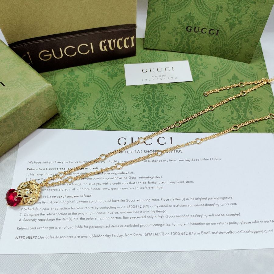 Gucci Jewelry Lion Head Red Faceted Crystal Necklace — 1:1 Replica — photo 3