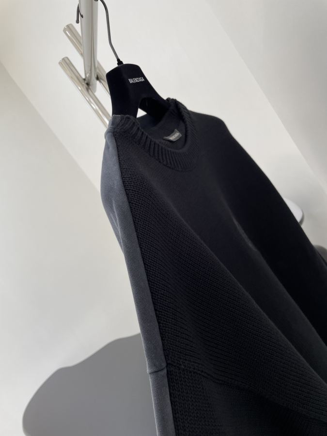BALENCIAGA Women 𝐵𝑎𝑙𝑒𝑛𝑐𝑖𝑎𝑔*New Arrival POLITICAL CAMPAIGN HYBRID — AAA Quality Replica — photo 4