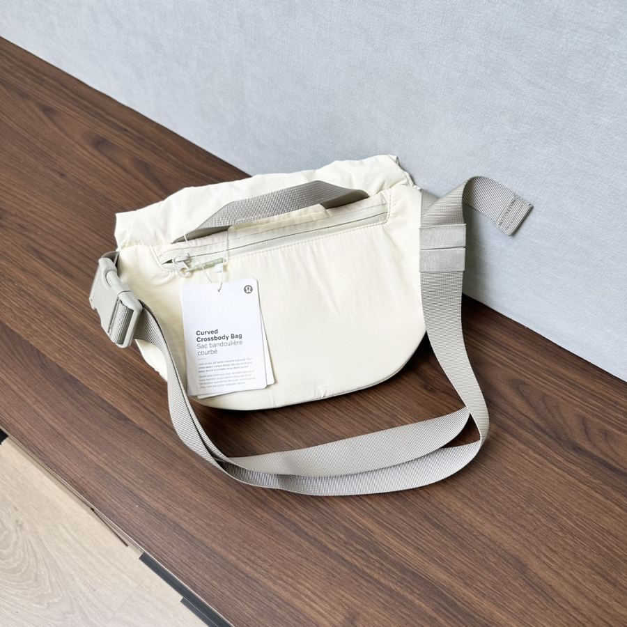 Lulu accessories 𝐋𝐮𝐥𝐮𝐥𝐞𝐦𝐨𝐧 ｜Lululemon 𝐂𝐮𝐫𝐯𝐞𝐝 𝐂𝐫 — 1:1 Replica — photo 4
