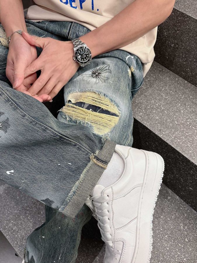 Denim tears Clothes Crow Heart Fire Four Seasons new ripped jeans wide-leg pants imported Japanese — AAA Quality Replica — photo 8