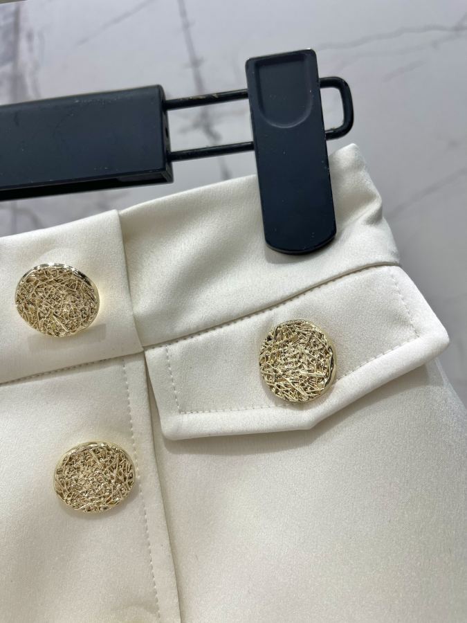 BALMAIN Women 𝗕𝗔𝗟𝗠𝗔𝗜* Bal's acetate fabric deconstructed I-buckle diamond button — AAA Quality Replica — photo 5