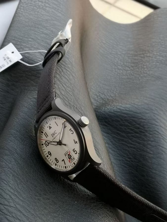 Relojes IWC XR IWC Serie IWC Reloj de Aviador Automático 41 Ases Negros — photo 8