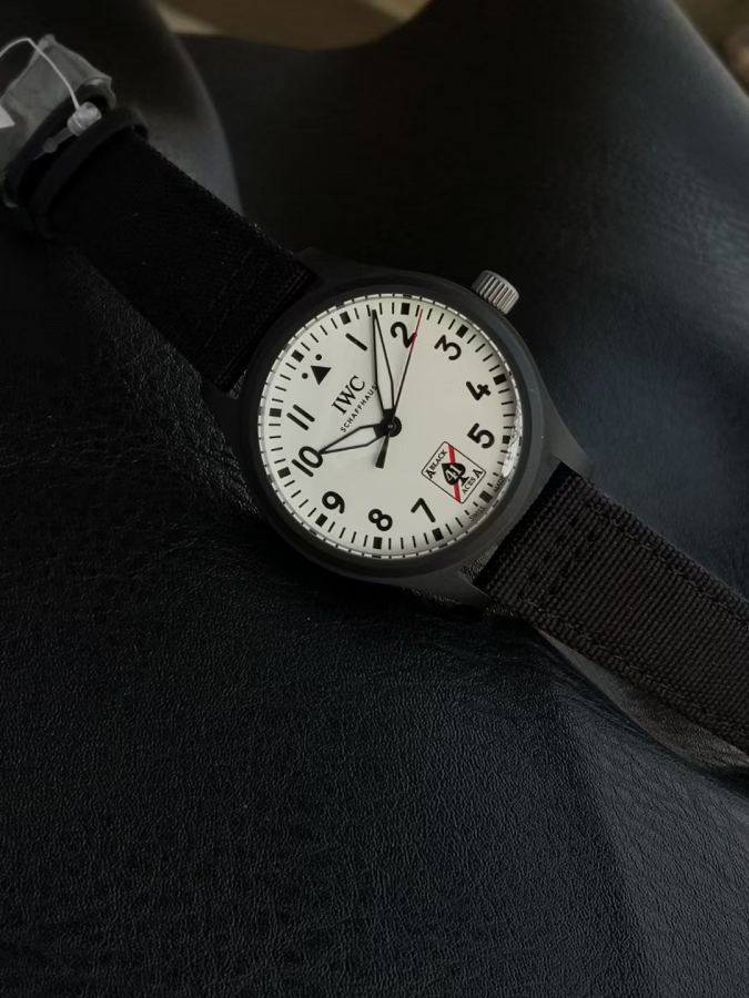Relojes IWC XR IWC Serie IWC Reloj de Aviador Automático 41 Ases Negros — photo 4