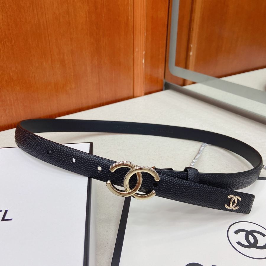 CHANEL belt Brass, pearls, rhinestones, and caviar pattern calfskin belts are exquisite and elegant, — 1:1 Replica For Sale