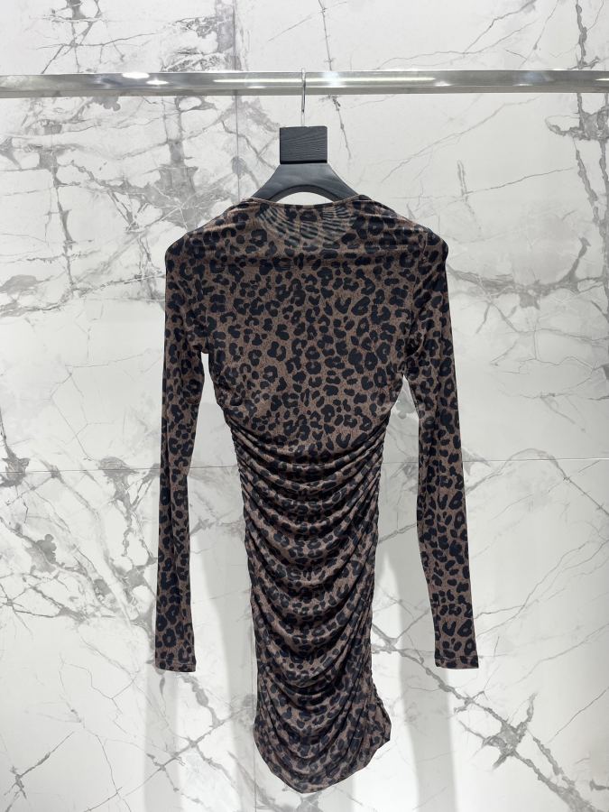 YSL Women 𝗦𝗔𝗜𝗡𝗧 𝗟𝗔𝗨𝗥𝗘𝗡* Holy Family New leopard print stretch dress — AAA Quality Replica — photo 8