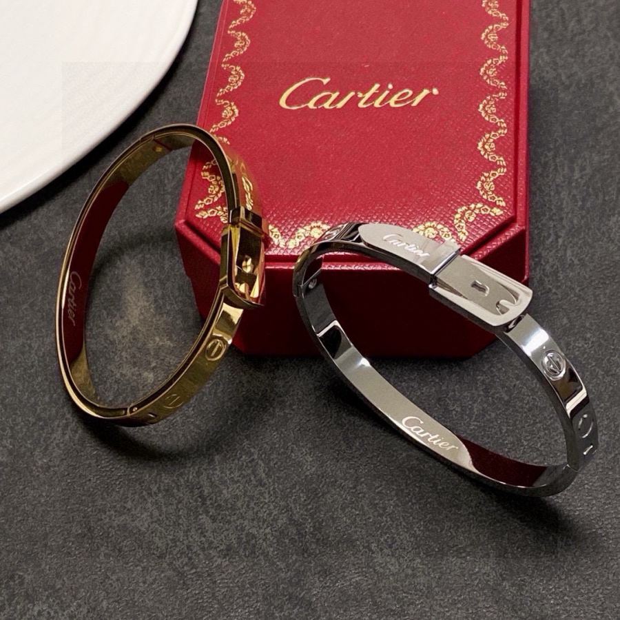 Cartier Jewelry Cartier 18k logo 360 — Premium Replica — photo 9