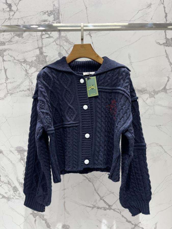 Vivienne Westwood Women 𝐕𝐢𝐯𝐢𝐞𝐧𝐧* Queen Mother Saturn embroidered hemp pattern — 1:1 Replica For Sale