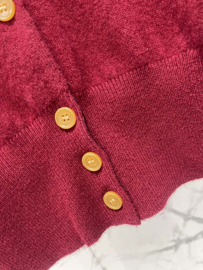 Vivienne Westwood Women 𝐕𝐢𝐯𝐢𝐞𝐧𝐧* Queen Mother Saturn embroidered round neck — AAA Quality Replica — photo 6