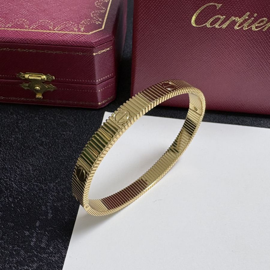 Cartier Jewelry New Cartier 18k logo 360 — 1:1 Replica For Sale — photo 7