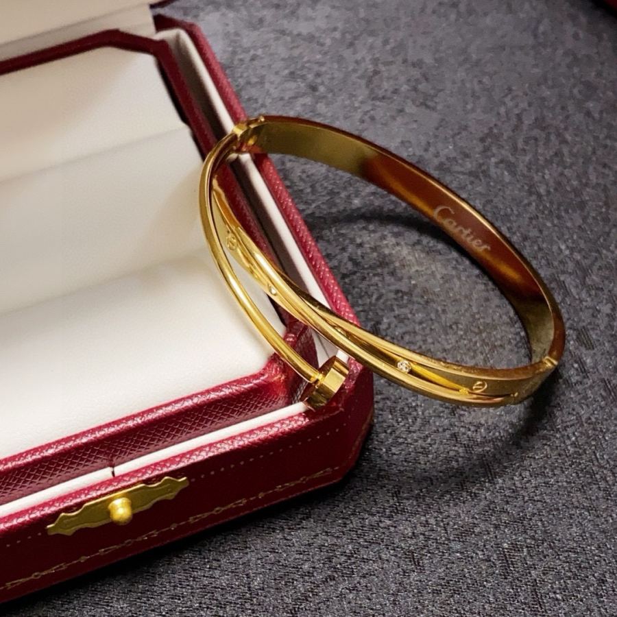 Cartier Jewelry Cartier 18k logo 360 — Premium Replica — photo 4