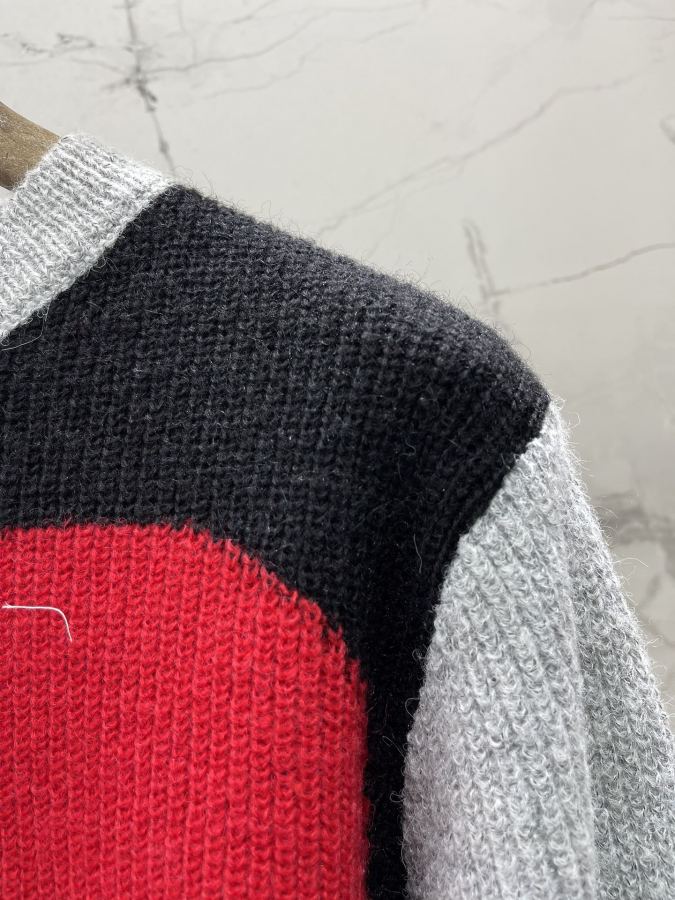 Vivienne Westwood Women 𝐕𝐢𝐯𝐢𝐞𝐧𝐧* Queen Mother West retro love printed knitted — 1:1 Replica For Sale — photo 7